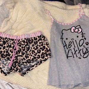 hello kitty pajama set